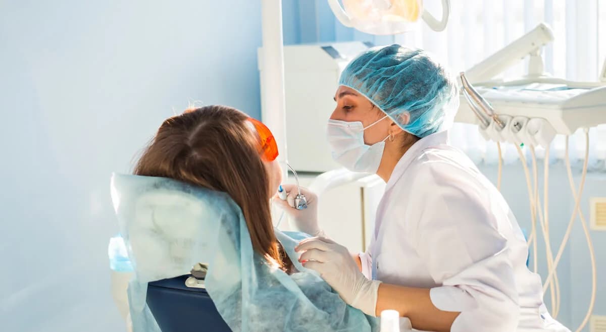 Zahnimplantate beim Zahnarzt Zürich: Modernste Techniken für Beständige Lösungen