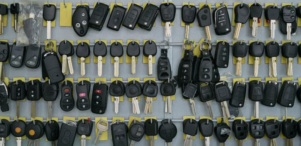 Maßgeschneiderte Anhängerkupplungen Schlüssel für alle Modelle