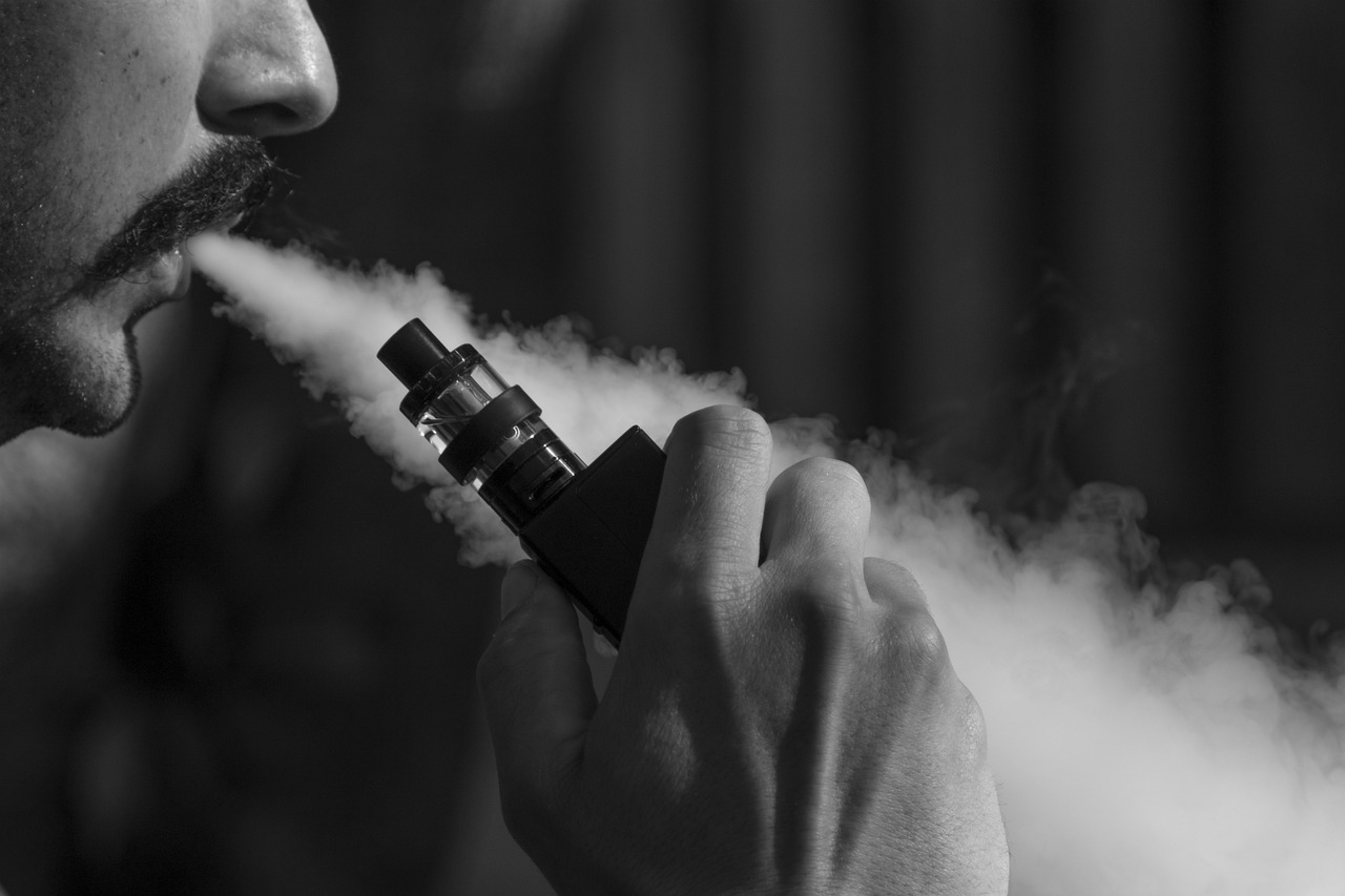 Mit der Al Fakher 30.000 Hypermax Vape erlebst du unvergessliche Genussmomente
