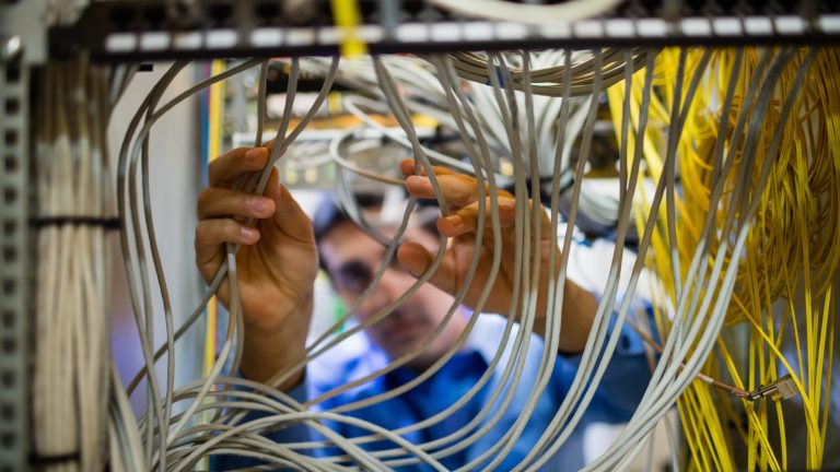 Sichere Karriere – Unsere Elektrotechnik-Stellenangebote warten!